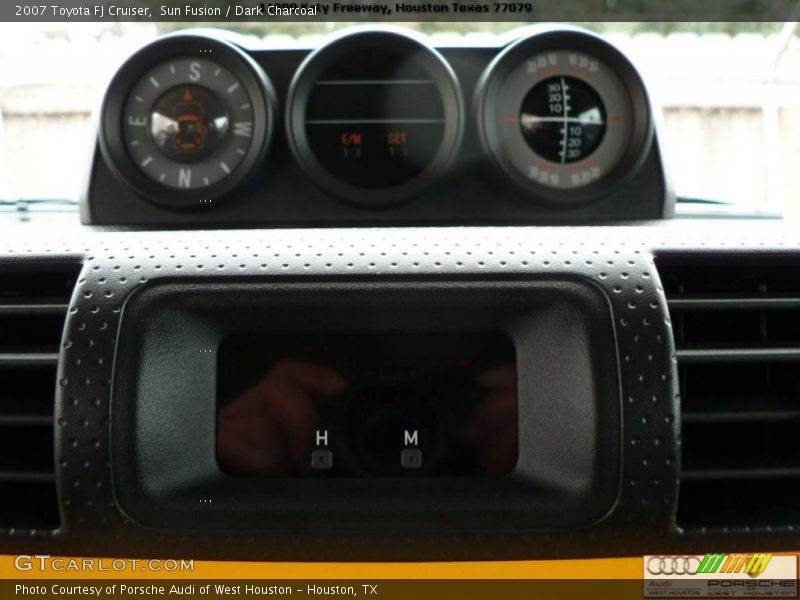  2007 FJ Cruiser   Gauges