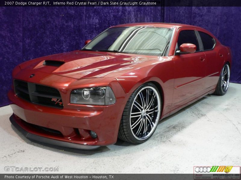Front 3/4 View of 2007 Charger R/T