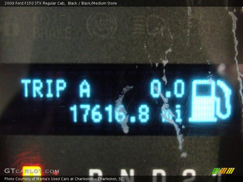 Black / Black/Medium Stone 2009 Ford F150 STX Regular Cab