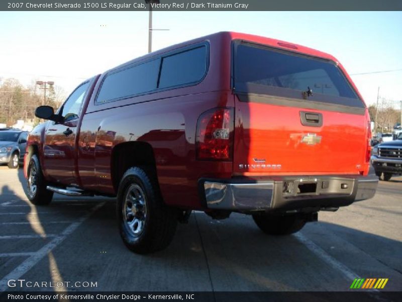 Victory Red / Dark Titanium Gray 2007 Chevrolet Silverado 1500 LS Regular Cab