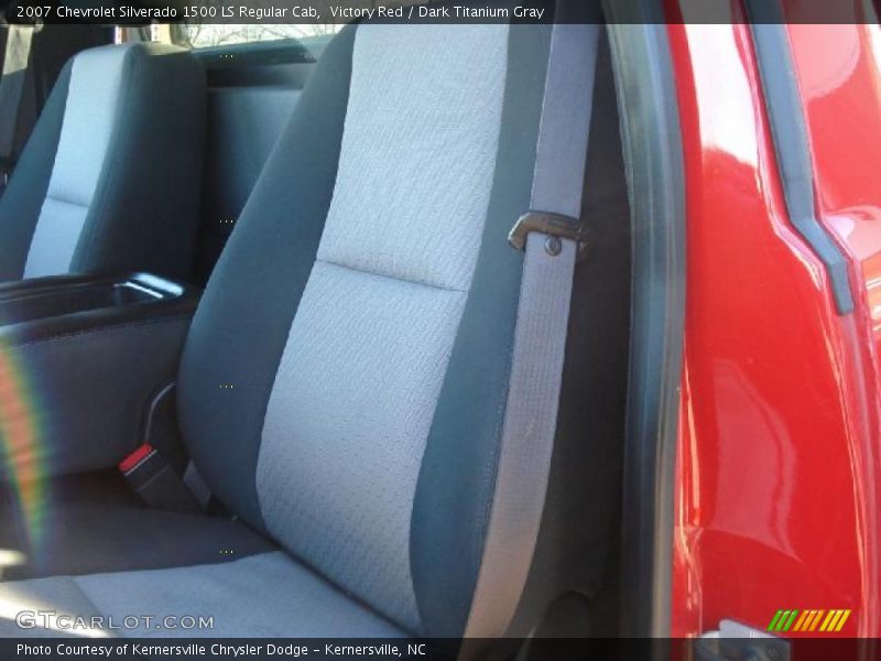 Victory Red / Dark Titanium Gray 2007 Chevrolet Silverado 1500 LS Regular Cab