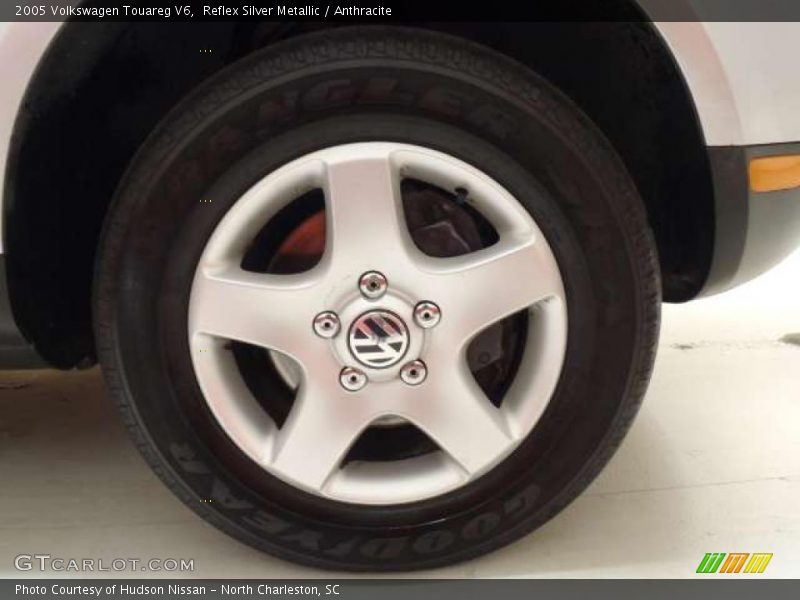 Reflex Silver Metallic / Anthracite 2005 Volkswagen Touareg V6