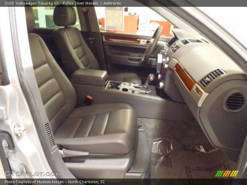Reflex Silver Metallic / Anthracite 2005 Volkswagen Touareg V6