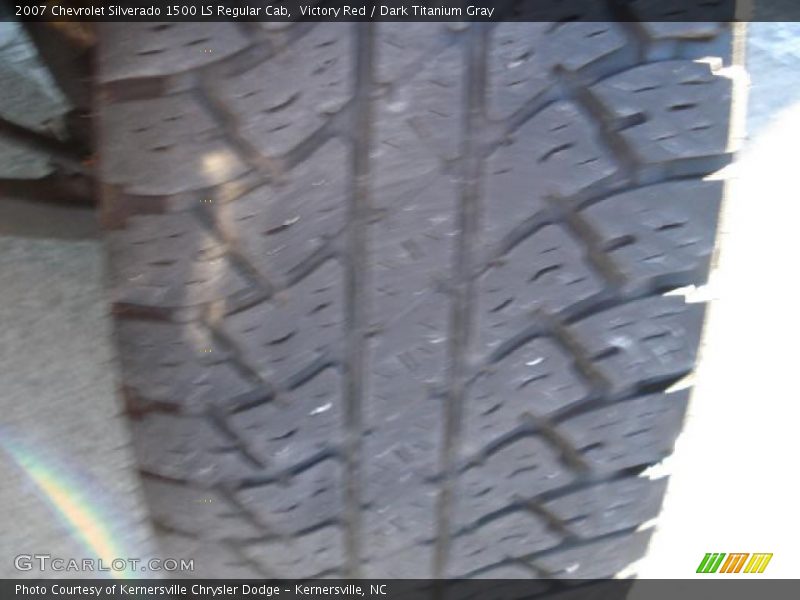 Victory Red / Dark Titanium Gray 2007 Chevrolet Silverado 1500 LS Regular Cab