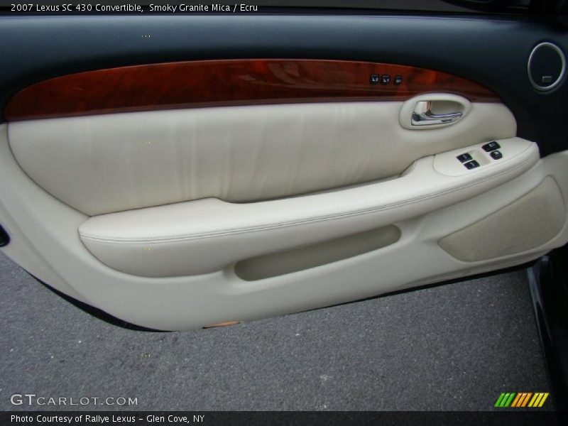 Door Panel of 2007 SC 430 Convertible