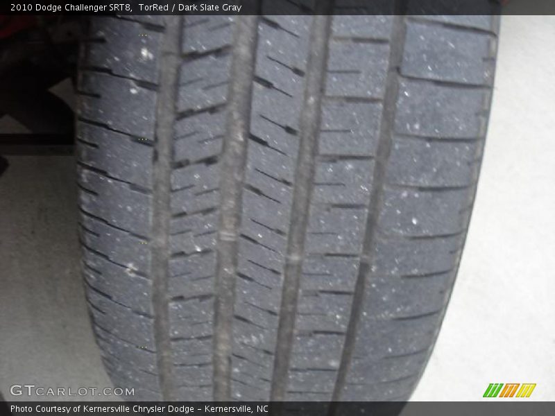 TorRed / Dark Slate Gray 2010 Dodge Challenger SRT8