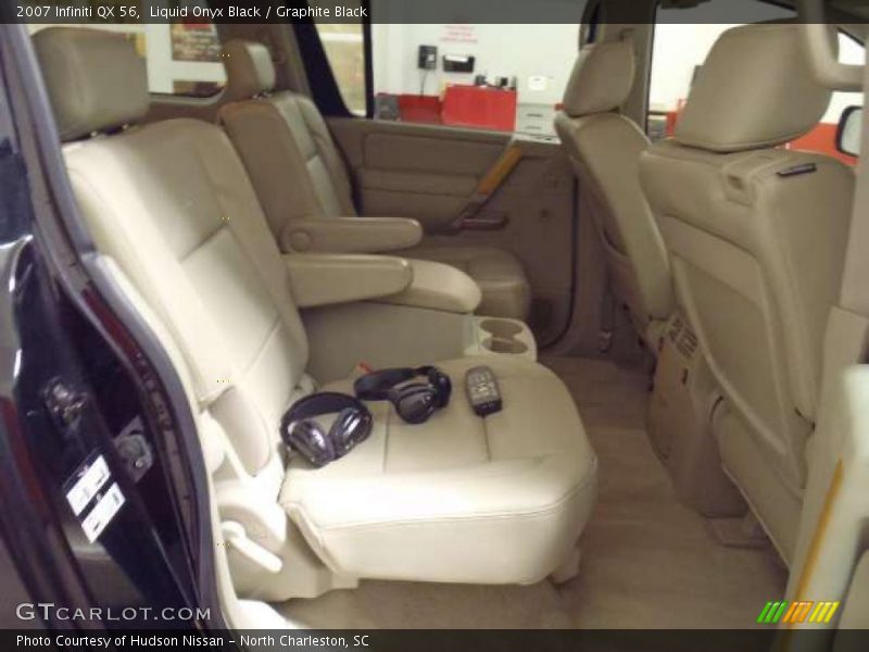 Liquid Onyx Black / Graphite Black 2007 Infiniti QX 56