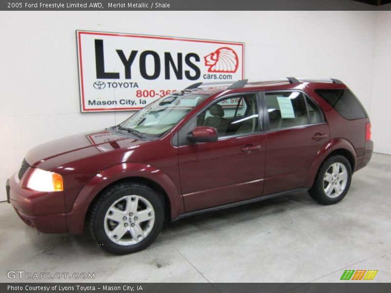 Merlot Metallic / Shale 2005 Ford Freestyle Limited AWD