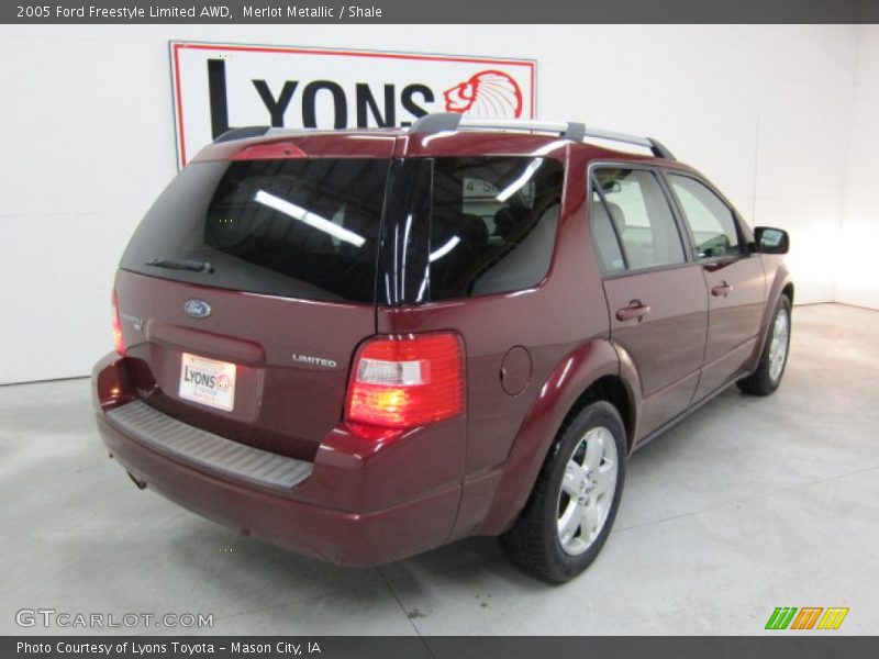 Merlot Metallic / Shale 2005 Ford Freestyle Limited AWD