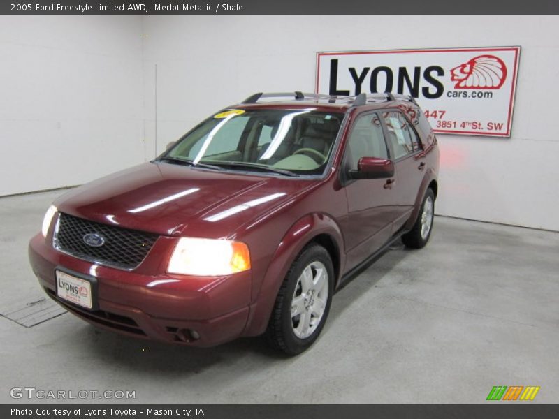Merlot Metallic / Shale 2005 Ford Freestyle Limited AWD