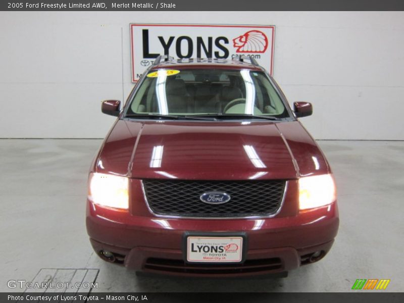 Merlot Metallic / Shale 2005 Ford Freestyle Limited AWD