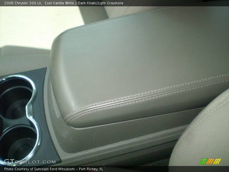 Cool Vanilla White / Dark Khaki/Light Graystone 2008 Chrysler 300 LX
