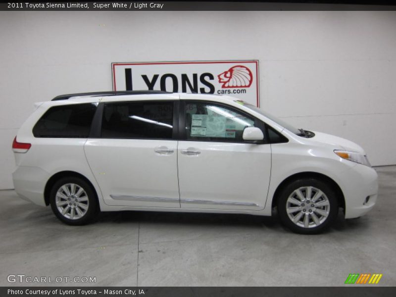 Super White / Light Gray 2011 Toyota Sienna Limited