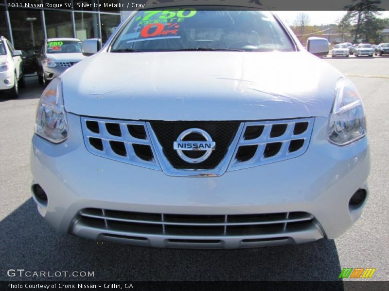 Silver Ice Metallic / Gray 2011 Nissan Rogue SV