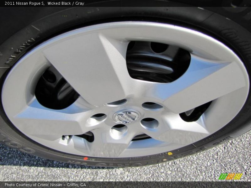 Wicked Black / Gray 2011 Nissan Rogue S