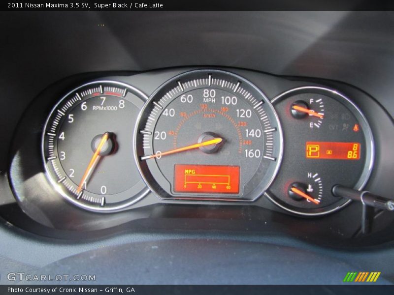 Super Black / Cafe Latte 2011 Nissan Maxima 3.5 SV