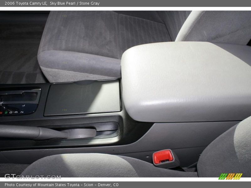 Sky Blue Pearl / Stone Gray 2006 Toyota Camry LE