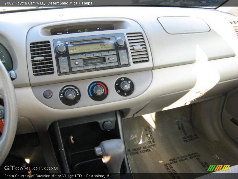Desert Sand Mica / Taupe 2002 Toyota Camry LE