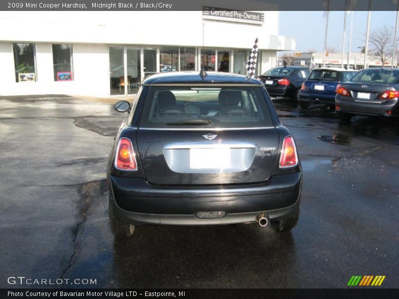 Midnight Black / Black/Grey 2009 Mini Cooper Hardtop