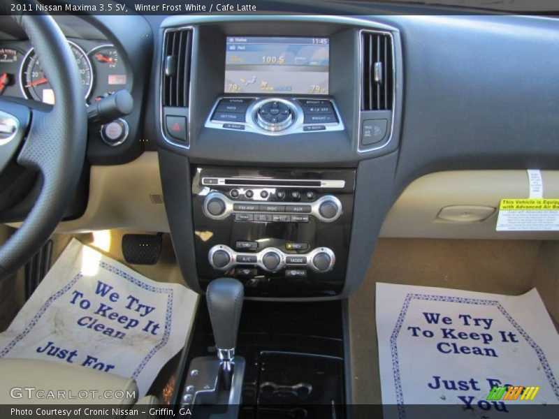 Controls of 2011 Maxima 3.5 SV