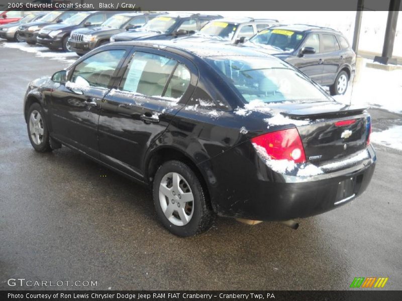 Black / Gray 2005 Chevrolet Cobalt Sedan