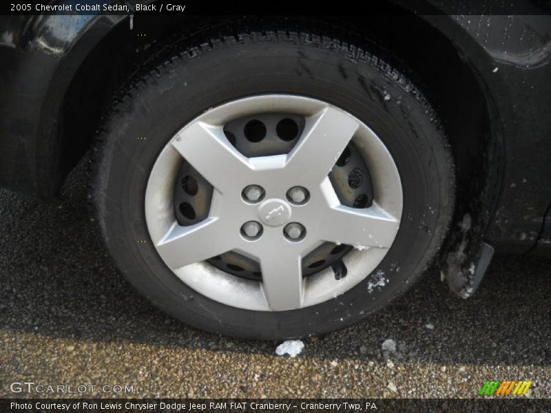 Black / Gray 2005 Chevrolet Cobalt Sedan