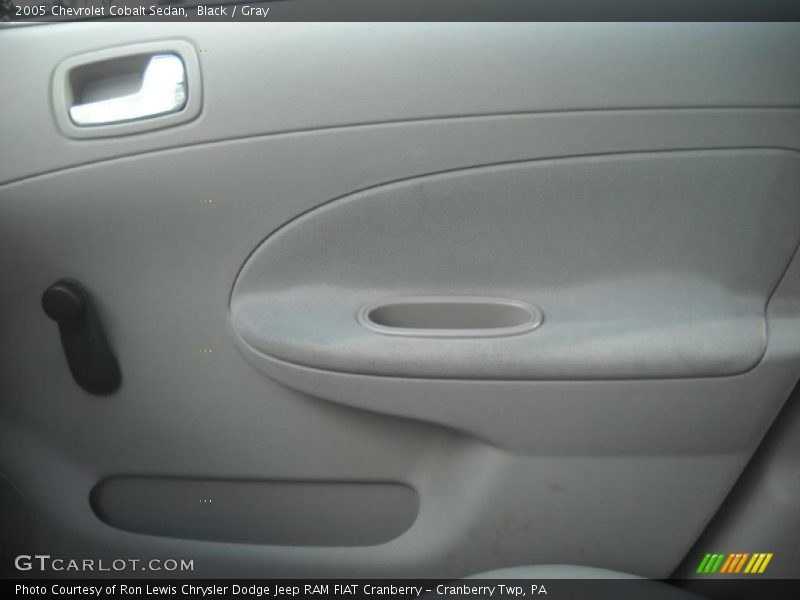 Black / Gray 2005 Chevrolet Cobalt Sedan