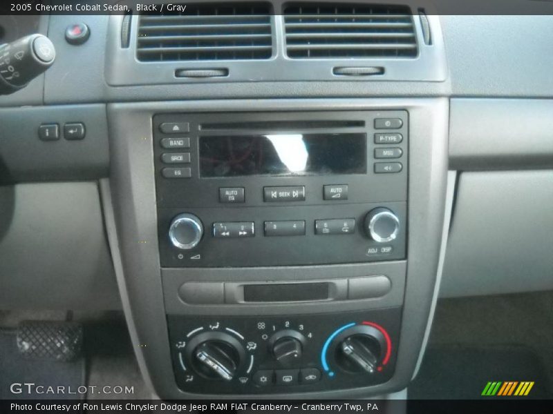 Black / Gray 2005 Chevrolet Cobalt Sedan