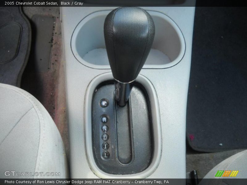 Black / Gray 2005 Chevrolet Cobalt Sedan