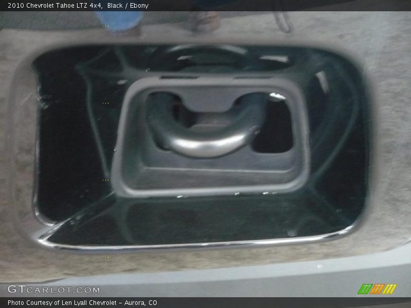 Black / Ebony 2010 Chevrolet Tahoe LTZ 4x4