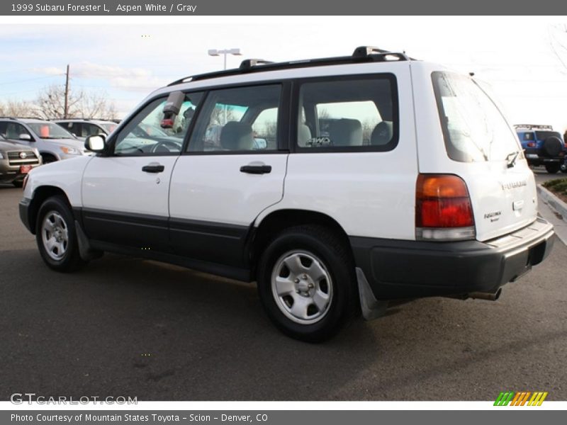 Aspen White / Gray 1999 Subaru Forester L