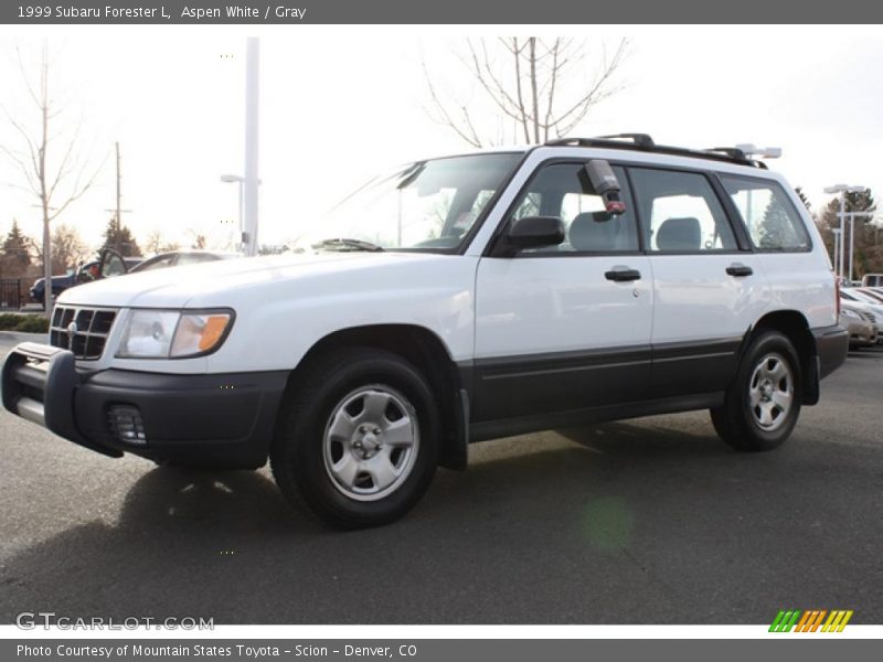 Aspen White / Gray 1999 Subaru Forester L