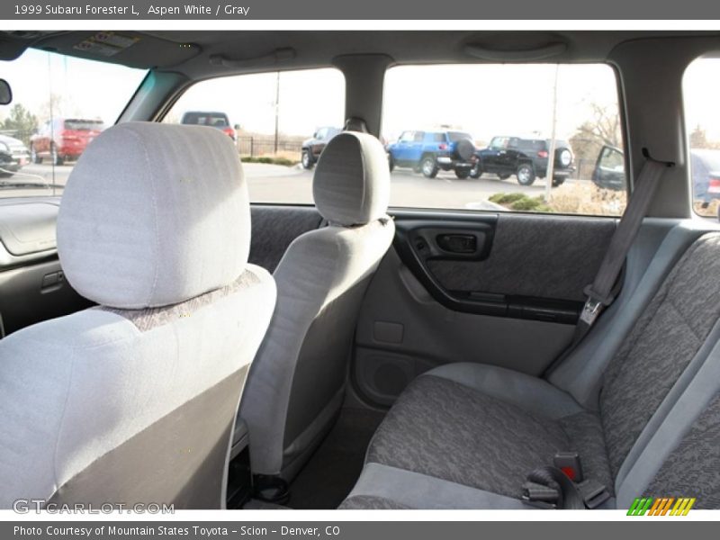 Aspen White / Gray 1999 Subaru Forester L