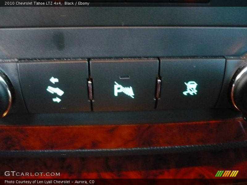 Black / Ebony 2010 Chevrolet Tahoe LTZ 4x4