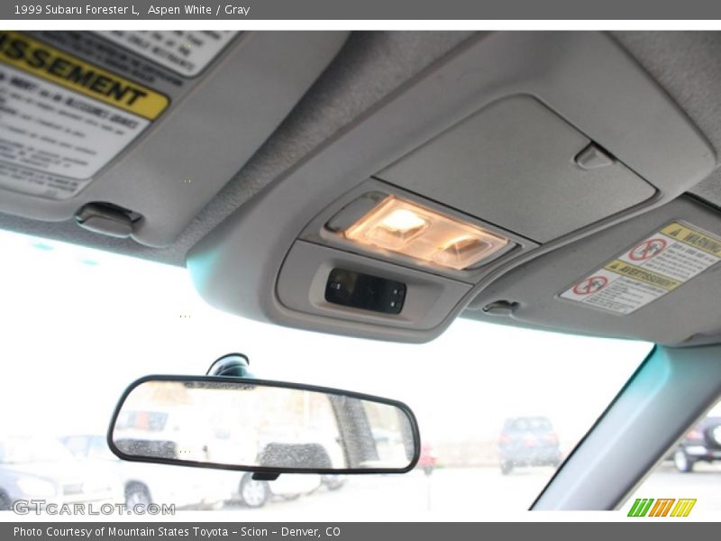 Aspen White / Gray 1999 Subaru Forester L