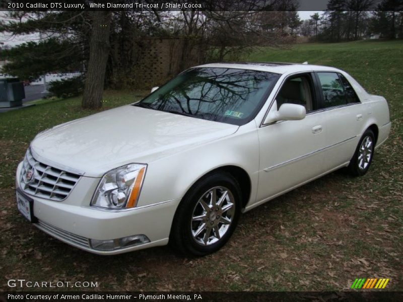 White Diamond Tri-coat / Shale/Cocoa 2010 Cadillac DTS Luxury