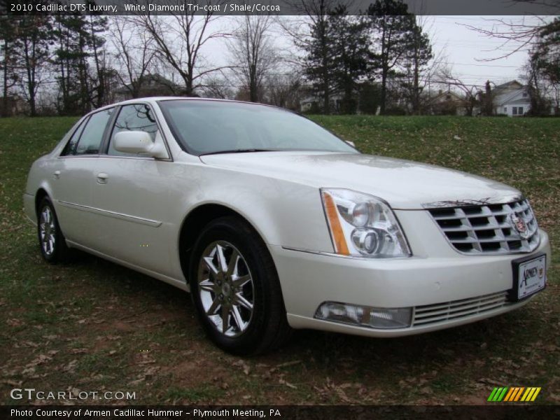 White Diamond Tri-coat / Shale/Cocoa 2010 Cadillac DTS Luxury