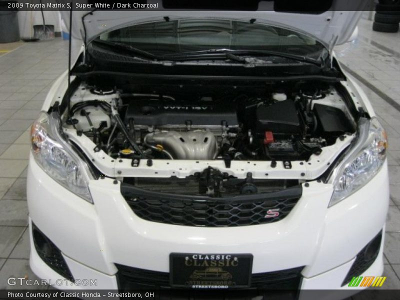 Super White / Dark Charcoal 2009 Toyota Matrix S