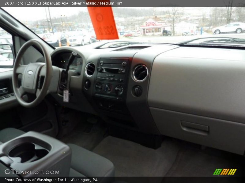 Silver Metallic / Medium Flint 2007 Ford F150 XLT SuperCab 4x4