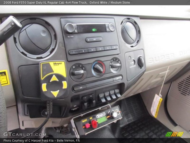 Oxford White / Medium Stone 2008 Ford F350 Super Duty XL Regular Cab 4x4 Plow Truck