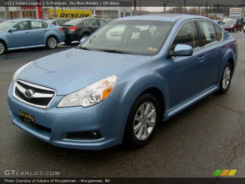 Front 3/4 View of 2011 Legacy 2.5i Premium