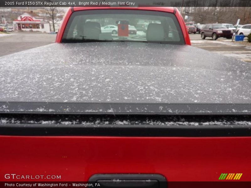 Bright Red / Medium Flint Grey 2005 Ford F150 STX Regular Cab 4x4