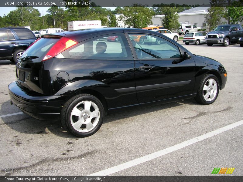Pitch Black / Black 2004 Ford Focus ZX3 Coupe