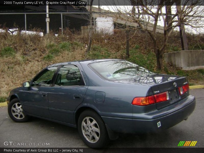 Graphite Gray Pearl / Gray 2000 Toyota Camry LE V6