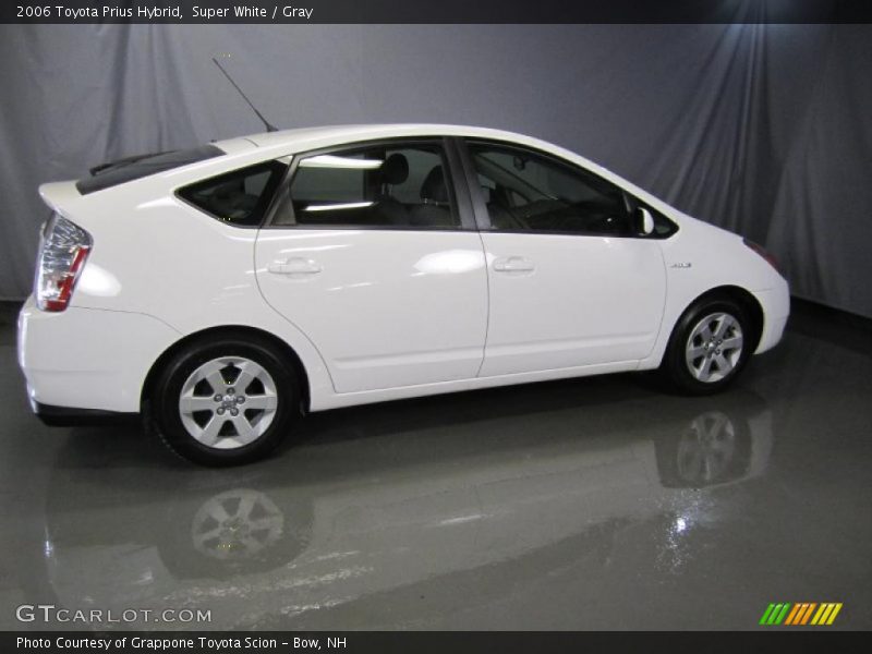 Super White / Gray 2006 Toyota Prius Hybrid