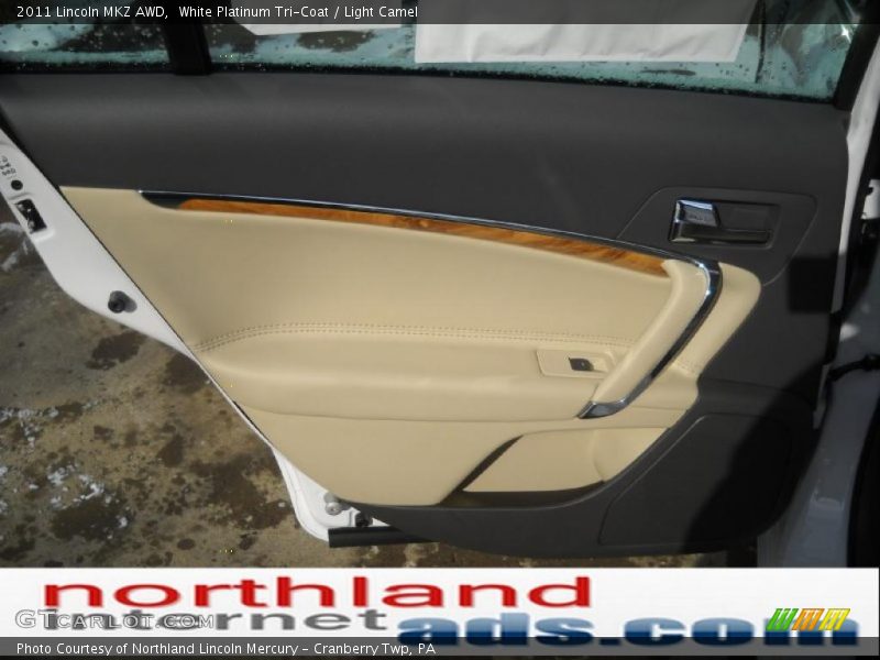 White Platinum Tri-Coat / Light Camel 2011 Lincoln MKZ AWD