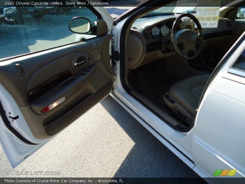 Stone White / Sandstone 2003 Chrysler Concorde Limited