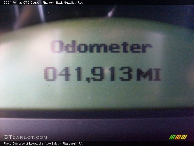 Phantom Black Metallic / Red 2004 Pontiac GTO Coupe