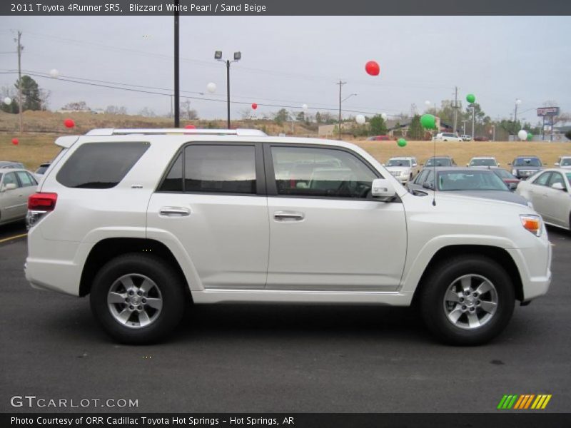 Blizzard White Pearl / Sand Beige 2011 Toyota 4Runner SR5