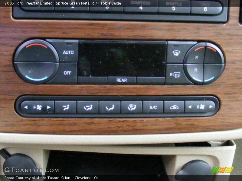 Spruce Green Metallic / Pebble Beige 2005 Ford Freestar Limited